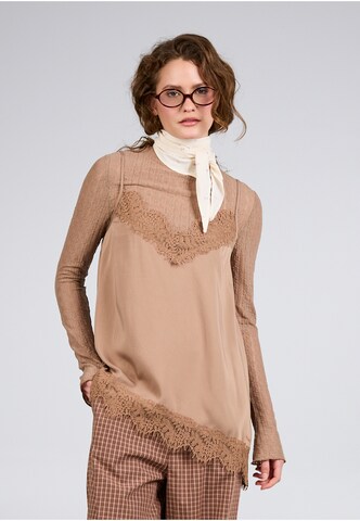 OH APRIL - Top 'Tami' en marrón: frente