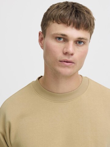 !Solid Sweater 'Lenz' in Beige