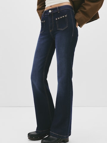évasé Jean Pull&Bear en bleu : devant