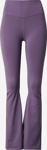 Fabletics Levenevä Urheiluhousut värissä lila: etupuoli