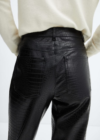 MANGO Normální Kalhoty 'CROCO' – černá