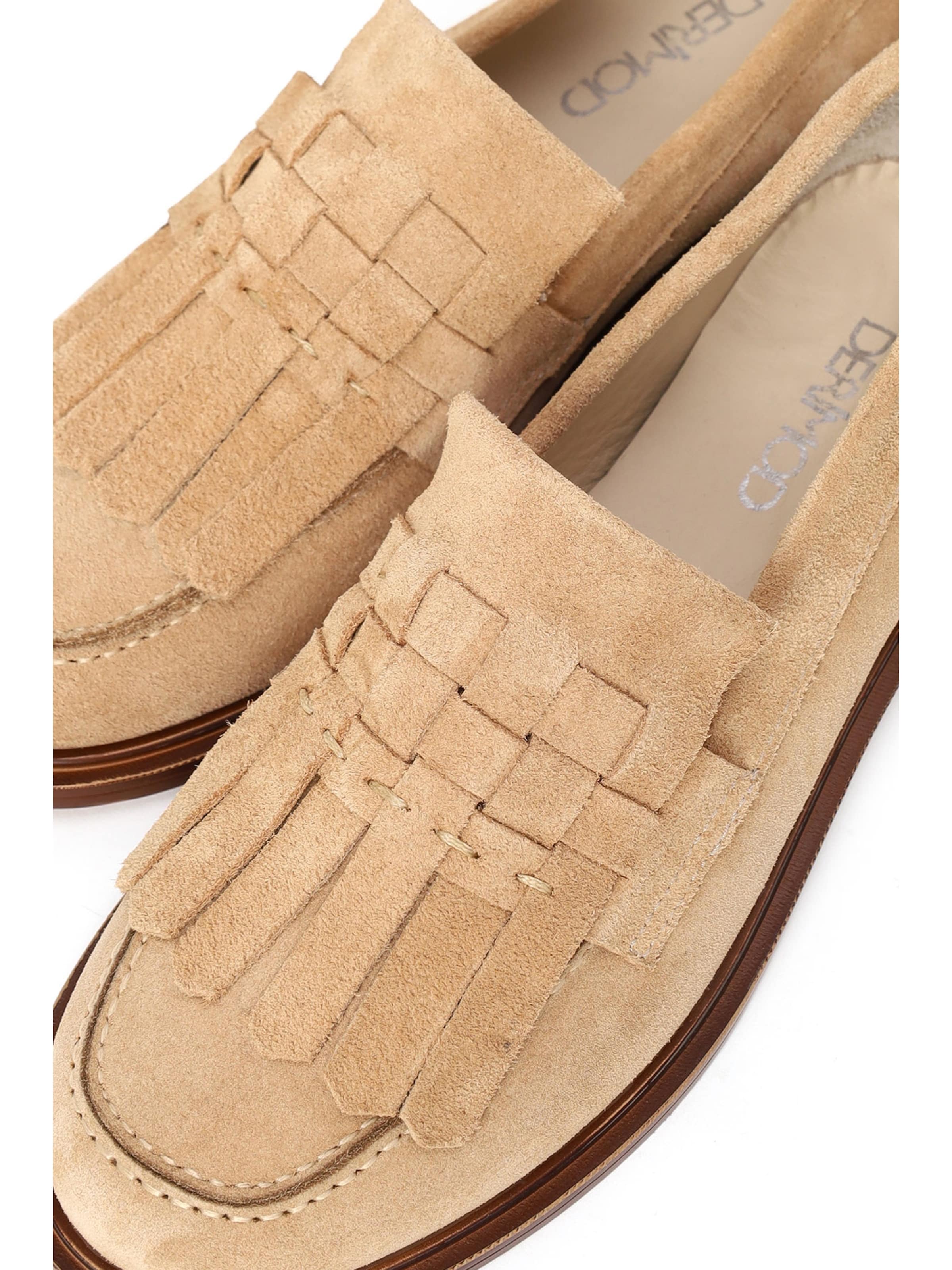 Chaussure basse Derimod en beige