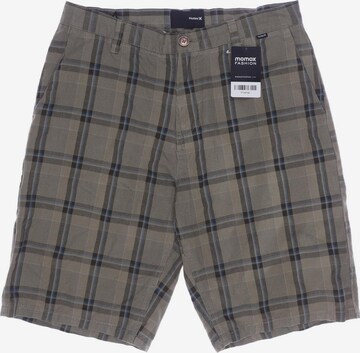 Hurley Shorts in 31 in Green: front
