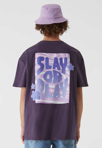 Lost Youth Shirt 'Slay or Play' in Purple: front