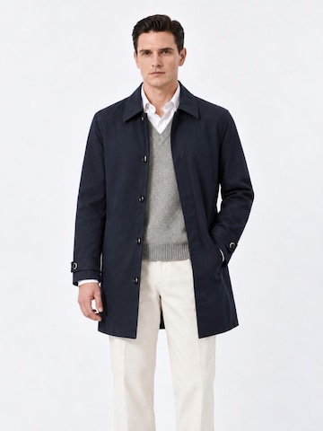 ALLTHEMEN Between-Seasons Coat 'Nebel' in Blue: front
