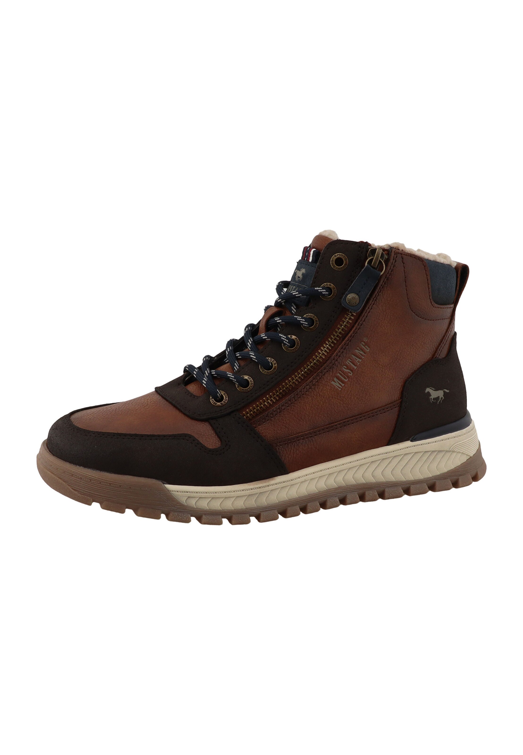 MUSTANG Veterboots in Bruin: voorkant