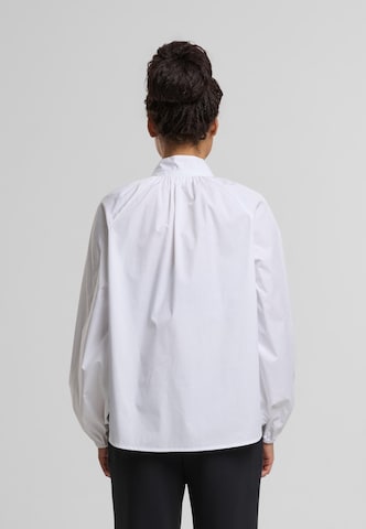 Chemisier FYNCH-HATTON en blanc