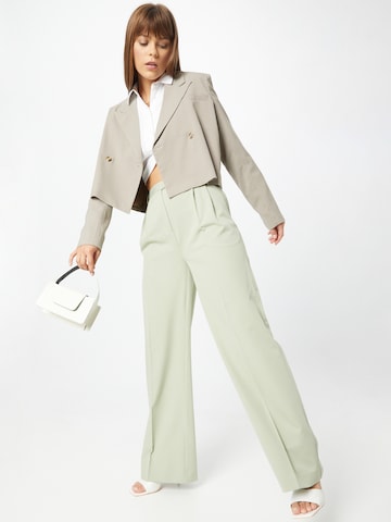 Wide leg Pantaloni con piega frontale 'Moore' di Another Label in verde