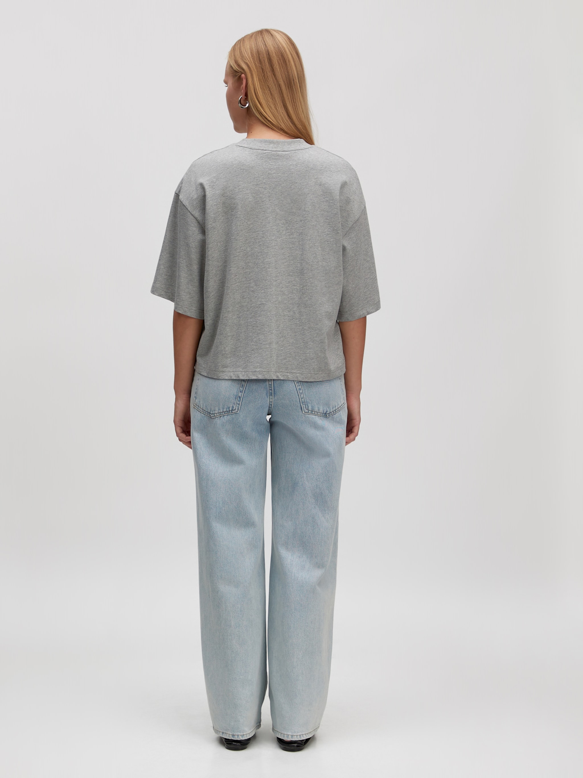 EDITED Producten Shirt 'Iolana' Grijs