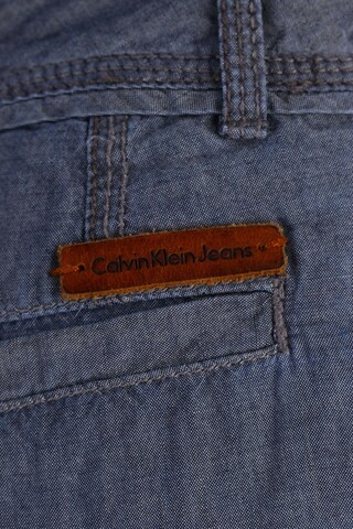 Calvin Klein Jeans Shorts in XS in Grey