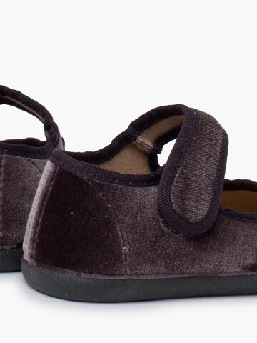 Chaussure basse Pisamonas en gris