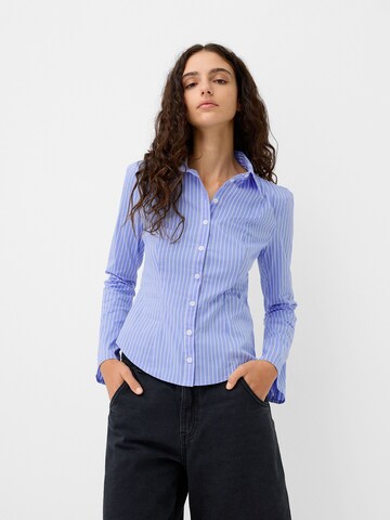 Camicia da donna di Bershka in blu: frontale