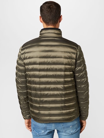 GUESS Between-Season Jacket in Green