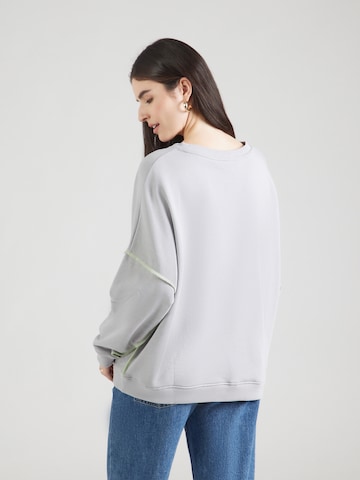 miss goodlifeSweater majica 'Harmony' - siva boja