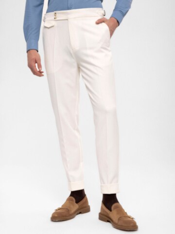 Coupe slim Pantalon à plis Antioch en blanc