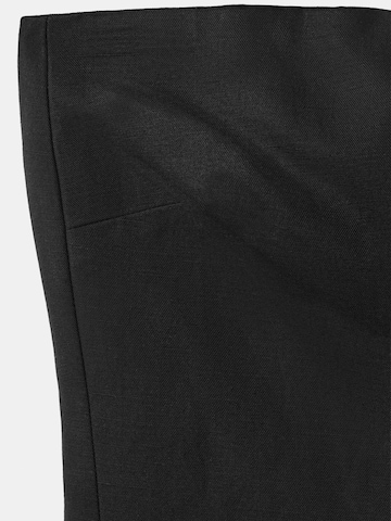 Top 'SANSA' di MANGO in nero