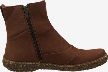 EL NATURALISTA Ankle Boots in Brown