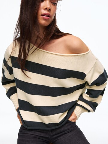 Bershka Pullover in Blau