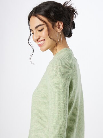 Pull-over 'Ellen' PIECES en vert