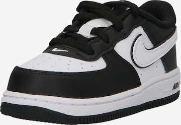 Nike Sportswear Sneakers in Black: front