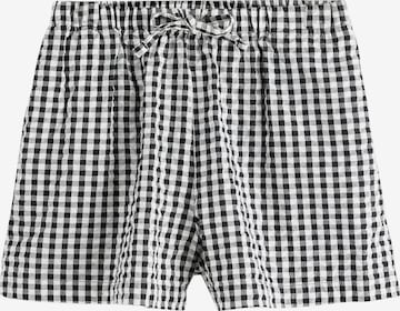 Next - Calças em preto: frente