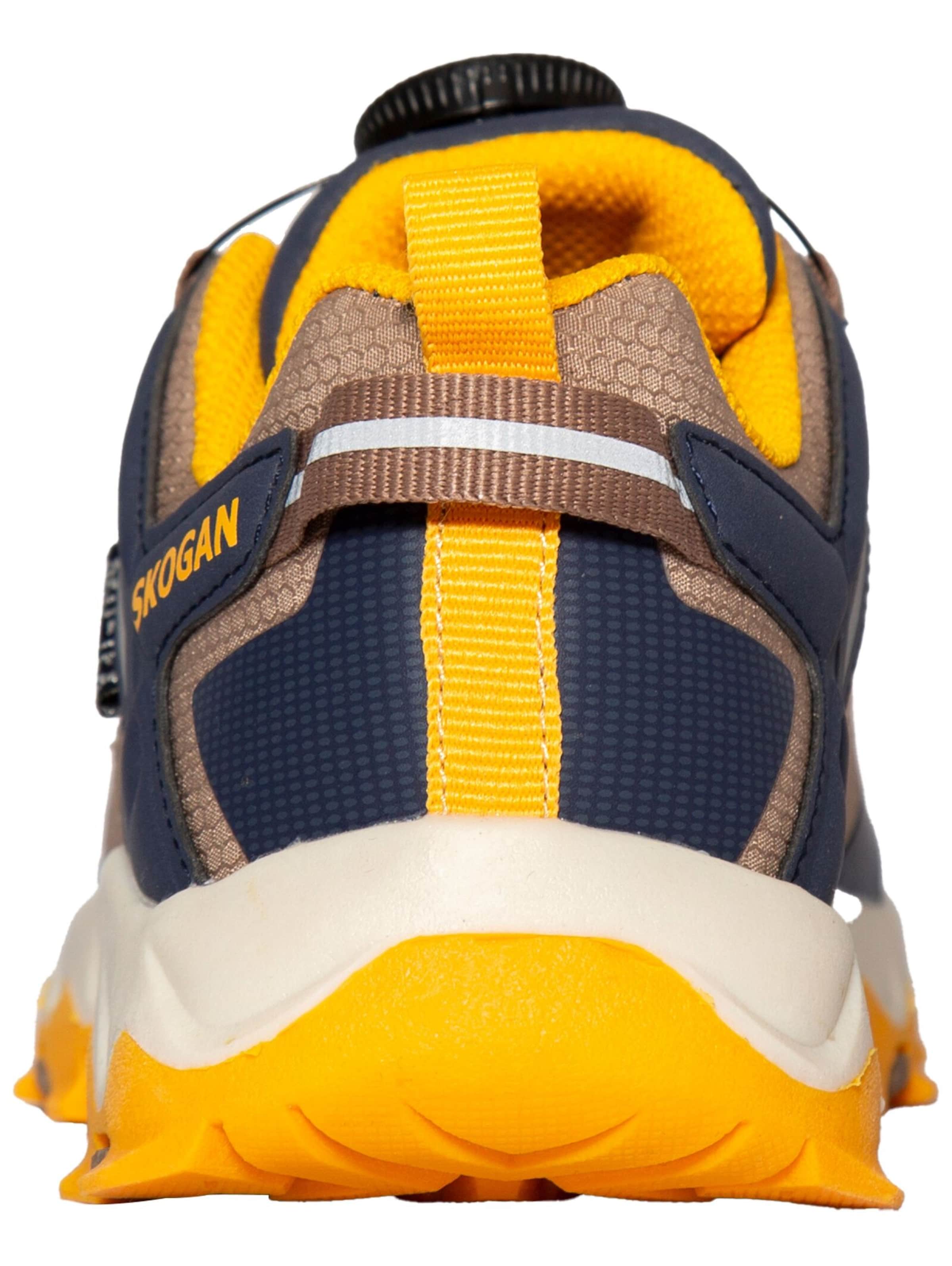 Sneaker di SKOGAN in marrone: dietro