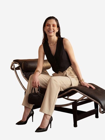 regular Pantaloni con pieghe di My fashion in beige