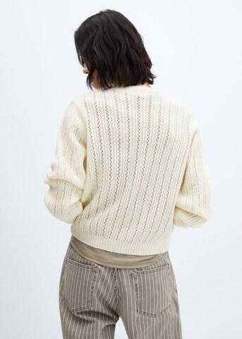 MANGO Pullover 'Piqueton' i hvid