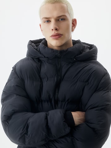 Pull&Bear Winter coat in Black