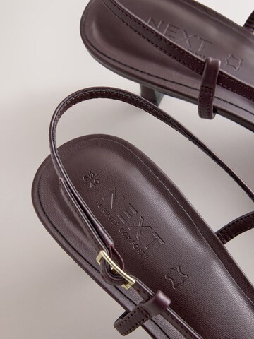 raudona Next Basutės 'Forever Comfort'