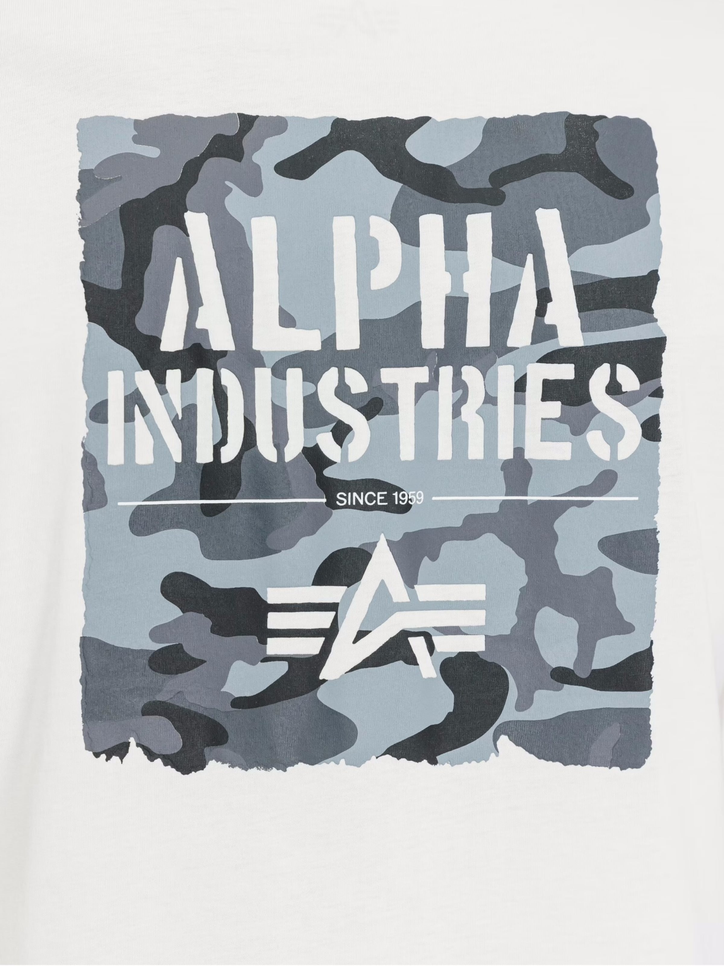 Maglietta 'Camo Print' di ALPHA INDUSTRIES in bianco