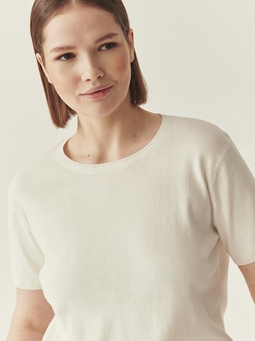 Pullover 'Honi' di TATUUM in bianco