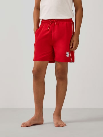 FC BAYERN MÜNCHEN Board Shorts in Red