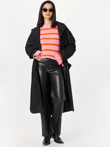 Emily Van Den Bergh Pullover in Pink