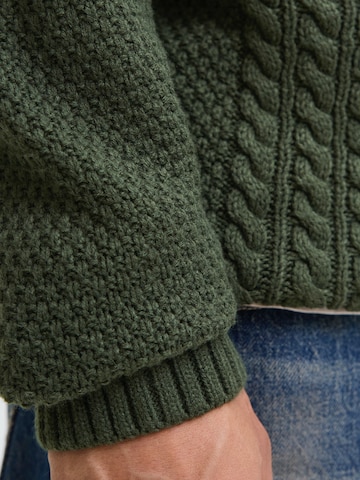 JACK & JONES Neulepaita 'JJPAUL ' värissä vihreä
