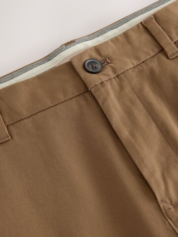 Next Обычный Брюки-чинос в Коричневый