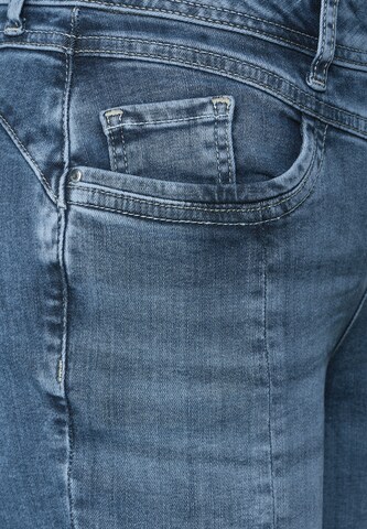 STREET ONE Slimfit Jeans in Blau