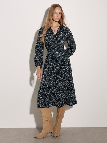 Apricot Jurk ' Kreppkleid ' in Blauw: voorkant
