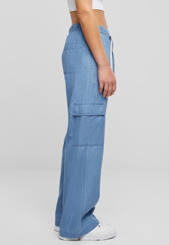 Urban Classics Loose fit Cargo Jeans in Blue
