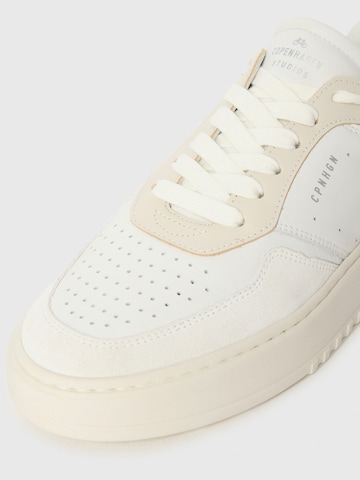 Sneaker low de la Copenhagen Studios pe alb