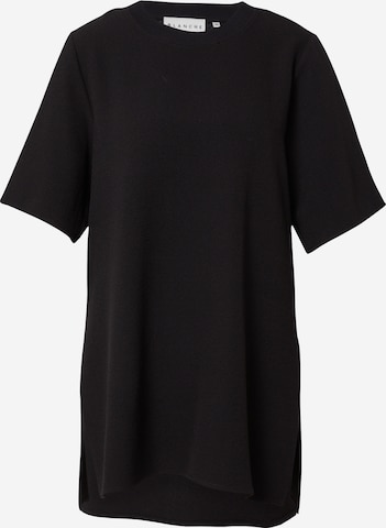 Tricou de la Blanche pe negru: față