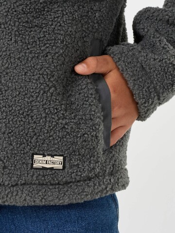 Denim Factory - Chaqueta polar 'Denver' en verde