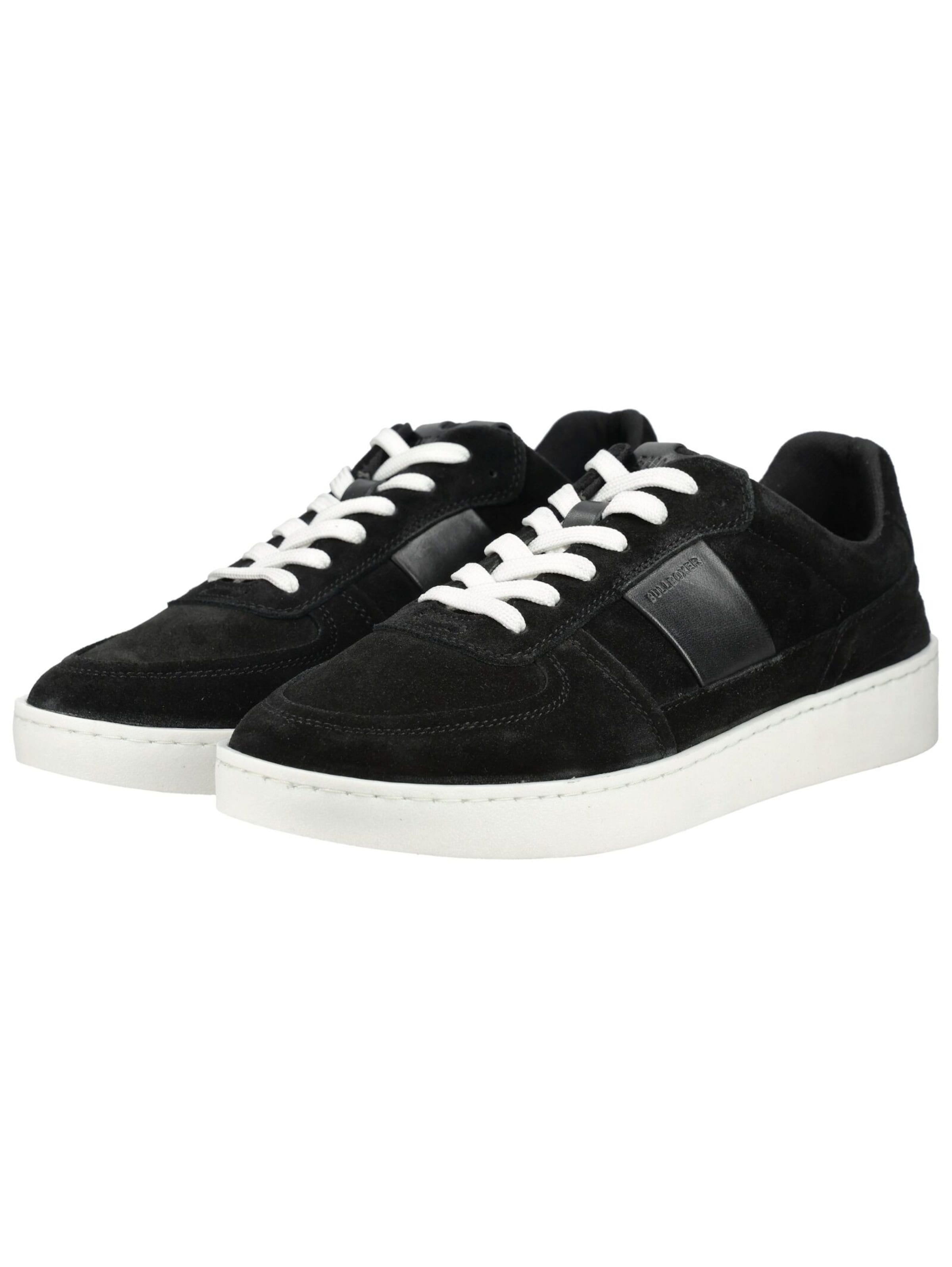 Baskets basses BULLBOXER en noir