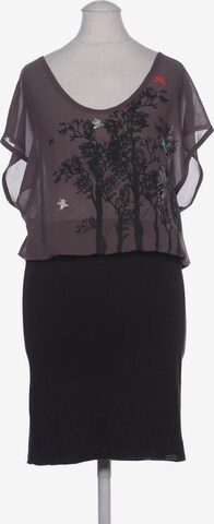 NÜMPH Dress in XS in Brown: front