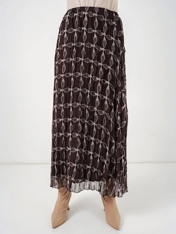 Bigdart Skirt in Brown: front