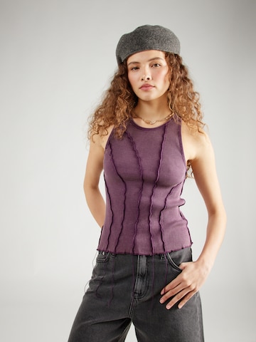 Top di BDG Urban Outfitters in lilla: frontale