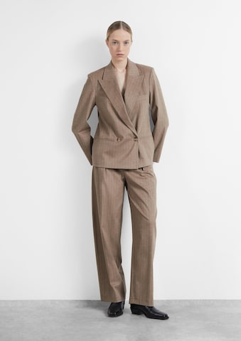 Barrel Pantalon à pince COMMA en marron