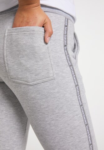 Effilé Pantalon 'Gonzales' BRUNO BANANI en gris