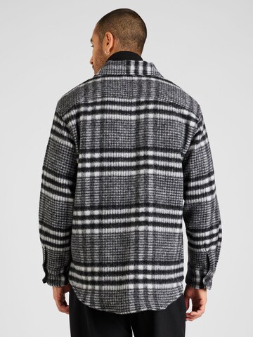 GANT Comfort Fit Skjorta i svart