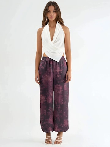 Qu Style Tapered Trousers in Red